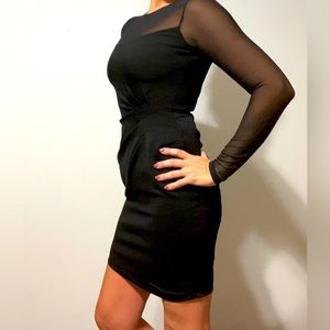 CACHE Black Long Sleeve Cocktail Party Fitted Dress Size 4 Sheer Sleeves